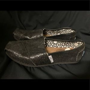 Women’s TOMS